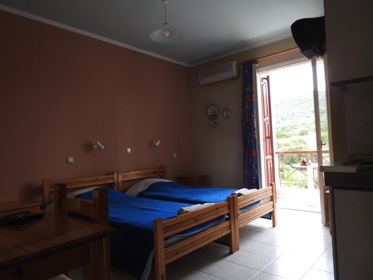 Chiosroomsmaria * Kalamoti