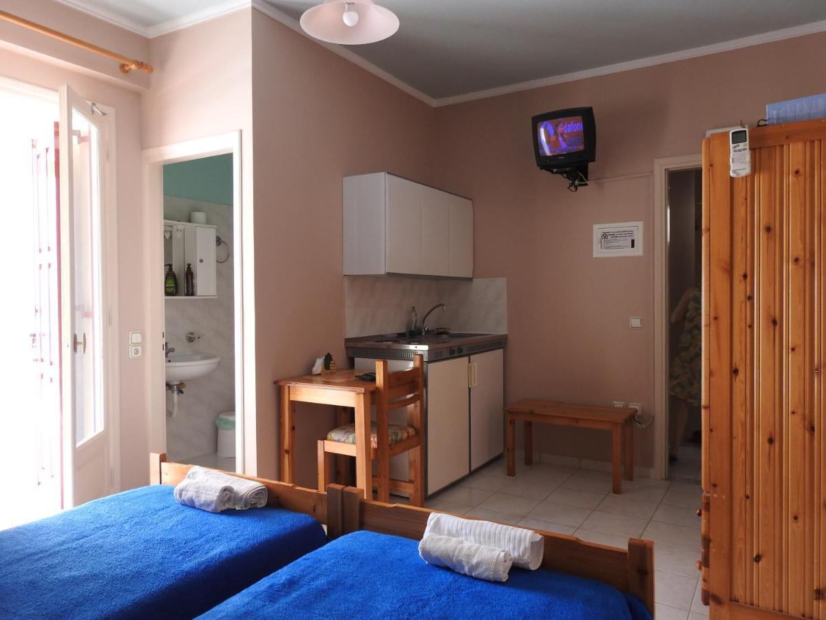 Chiosroomsmaria Apartment *